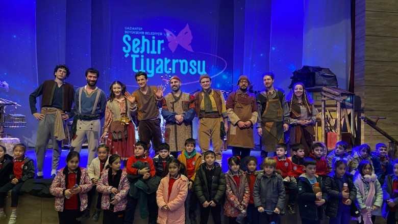 Gaziantep&rsquo;te Sanat Sokağa Taştı: Mahalle Tiyatrolarıyla Gen&ccedil;lik Sahneye &Ccedil;ıkıyor