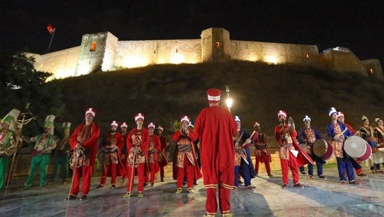Gaziantep&rsquo;te Unutulmaya Y&uuml;z Tutmuş Gelenekler: Bir Zamanlar Antep&rsquo;te&hellip;