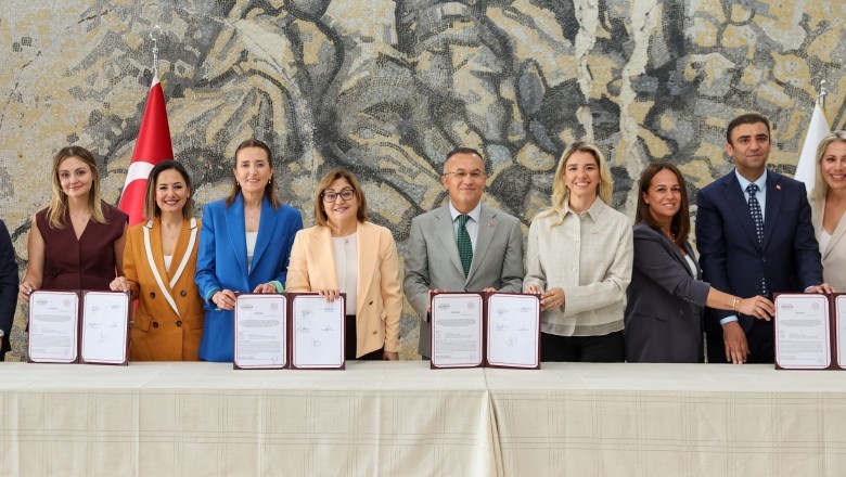 Gaziantep B&uuml;y&uuml;kşehir&rsquo;den B&uuml;y&uuml;k Adım: Gastronomi Lisesi İ&ccedil;in İmzalar Atıldı!